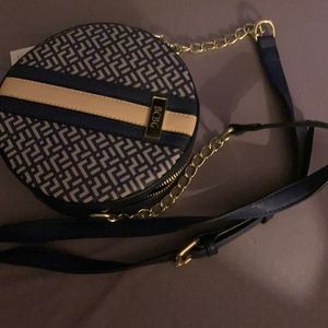 New BCBG Sienna Signature Canteen Crossbody